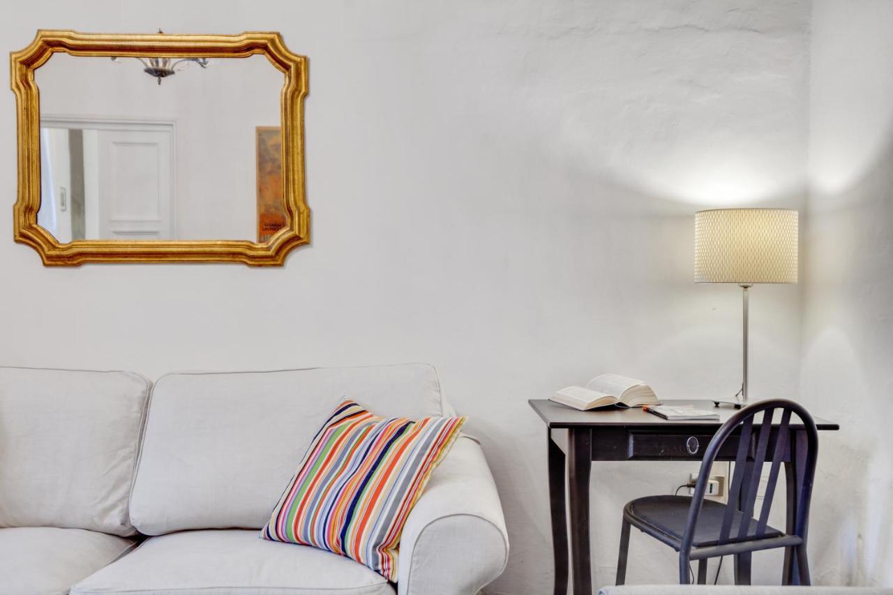 Porta Rossa Apartments Near Ponte Vecchio Floransa Dış mekan fotoğraf