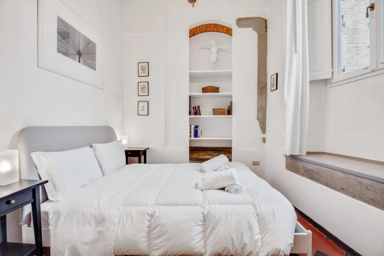 Porta Rossa Apartments Near Ponte Vecchio Floransa Dış mekan fotoğraf